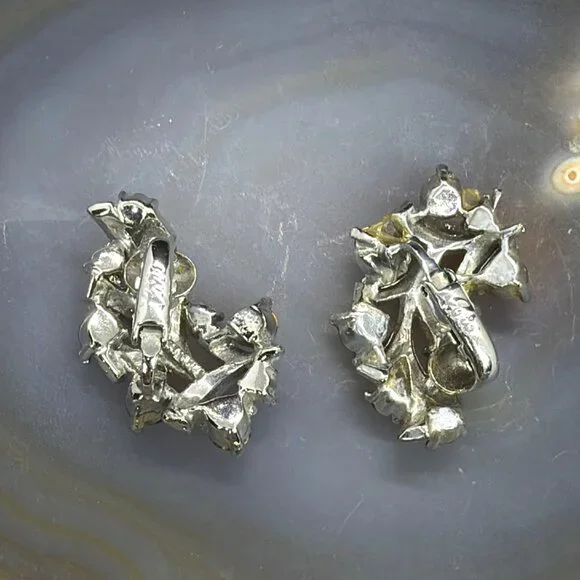 Vintage Signed Coro Blue Rhinestone Wreath Brooch Earring Set Silver Tone 1950s - Picture 6 of 16